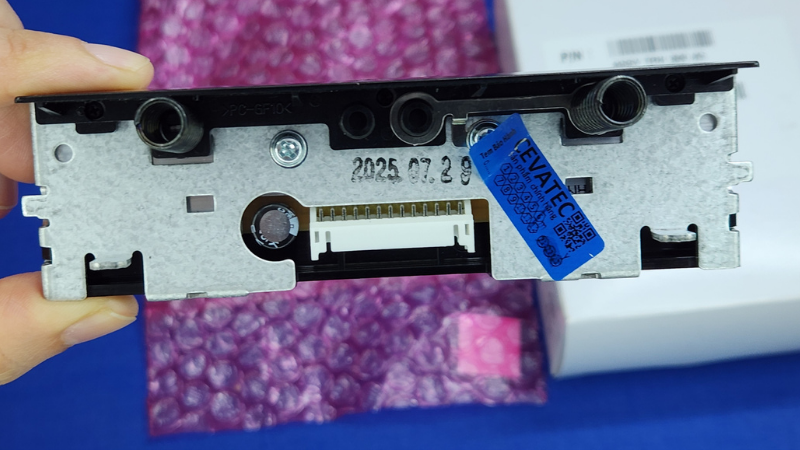 Hình chụp mặt sau đầu nhiệt máy in Bixolon SLP-T403.